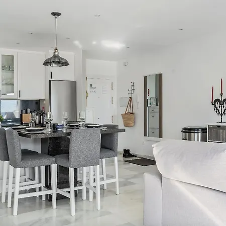 Luxury With Rooftop Terrace 2 Min To Apartment