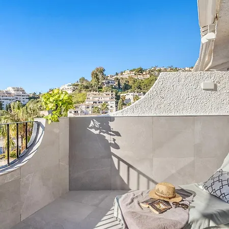 Apartment Luxury With Rooftop Terrace 2 Min To Almunecar